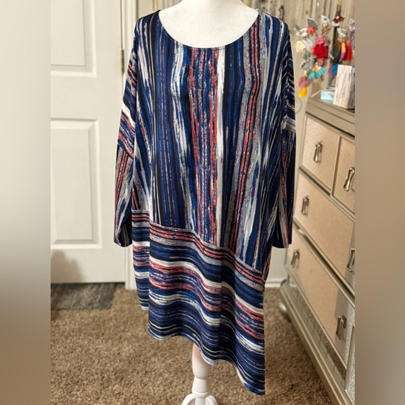 Blue & Red striped tunic - Picture 1 of 4